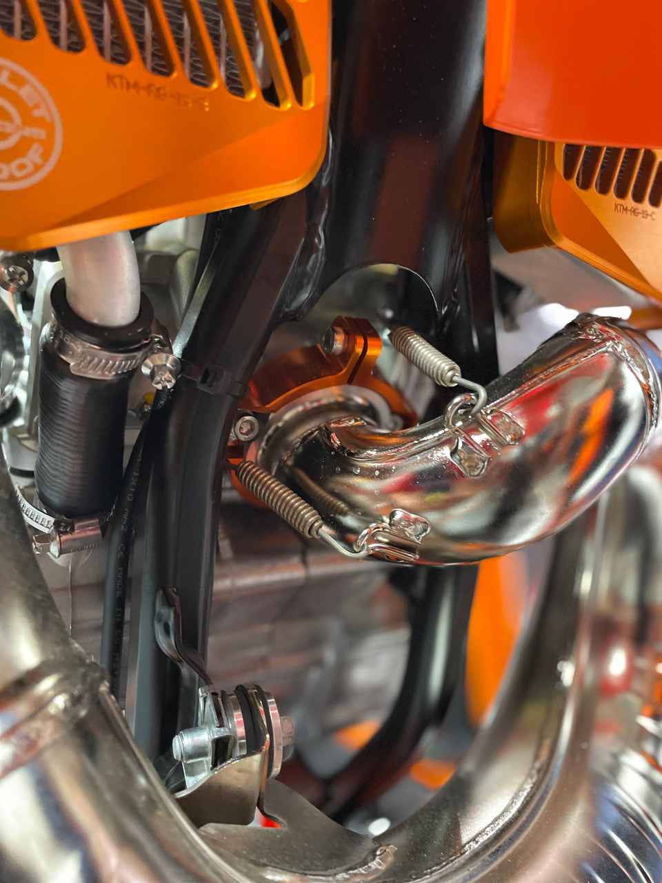 BULLET PROOF DESIGNS EXHAUST FLANGE GUARD KTM/HUSQVARNA/GASGAS